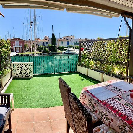 Appartement Rue De L'Amarrage A Port Grimaud Avec Terrasse Vue Canaux Et Garage Екстер'єр фото