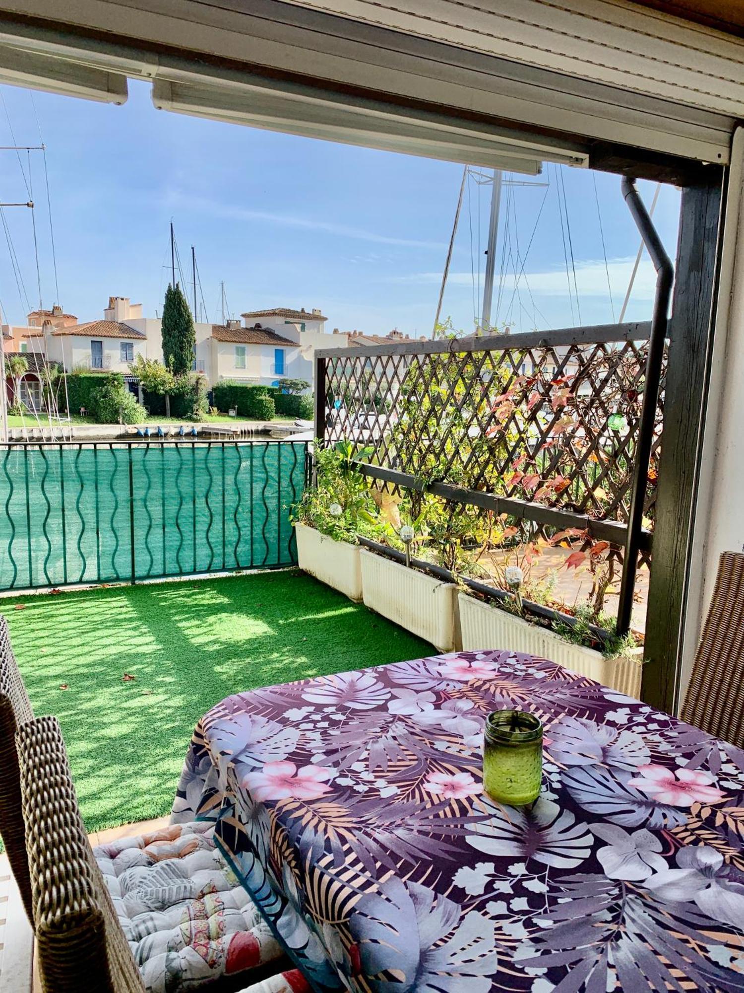 Appartement Rue De L'Amarrage A Port Grimaud Avec Terrasse Vue Canaux Et Garage Екстер'єр фото